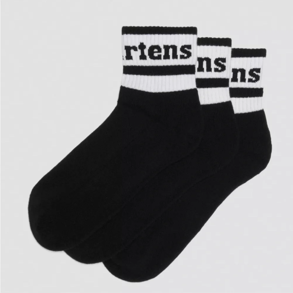 BNWT Dr. Martens Short Athletic Black and White Athletic Socks 3 Pack S/M